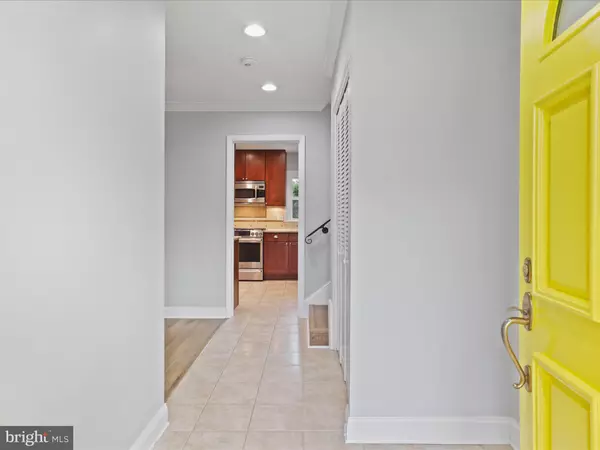 Alexandria, VA 22309,8323 BLOWING ROCK RD