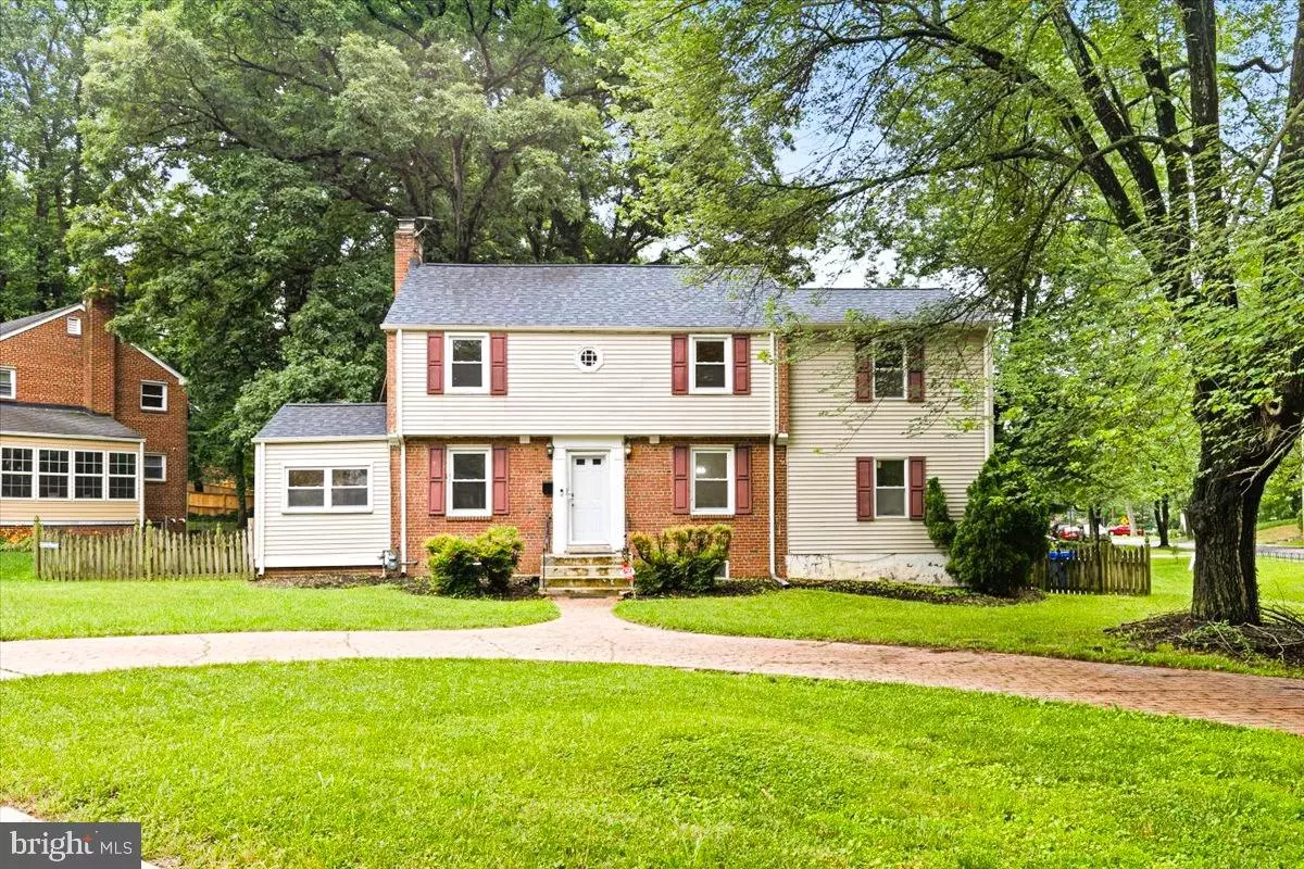 Cheverly, MD 20785,5901 EUCLID