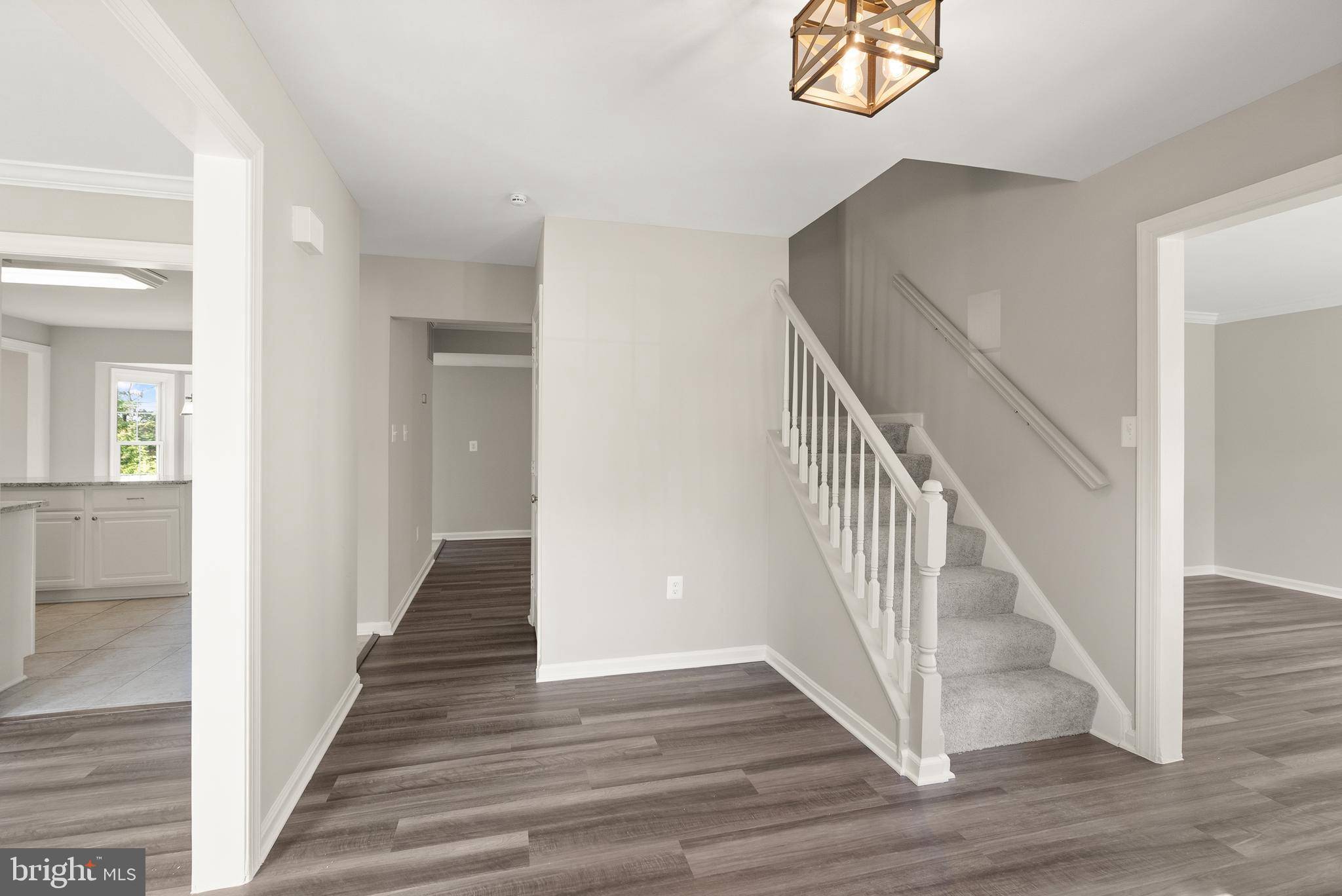 Herndon, VA 20171,13619 FLINTWOOD PL