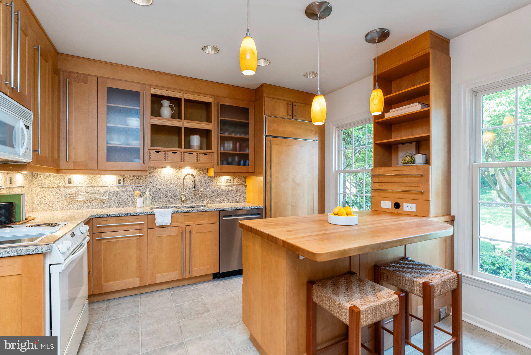 Lutherville Timonium, MD 21093,2237 WONDERVIEW RD