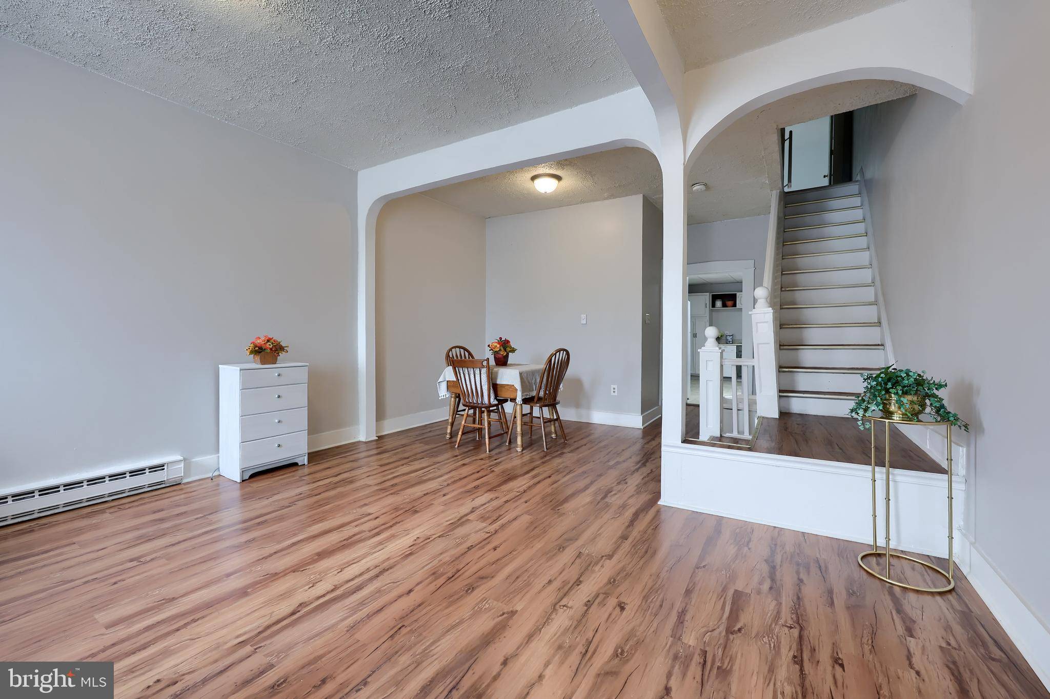 Lancaster, PA 17602,68 LOCUST ST