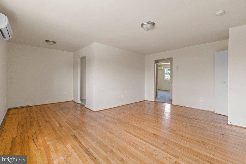 Baltimore, MD 21215,3016 DUPONT AVE