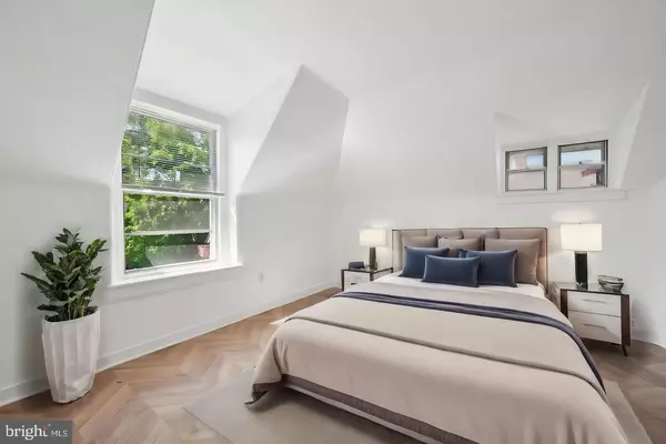 Philadelphia, PA 19143,4813 CHESTER AVE