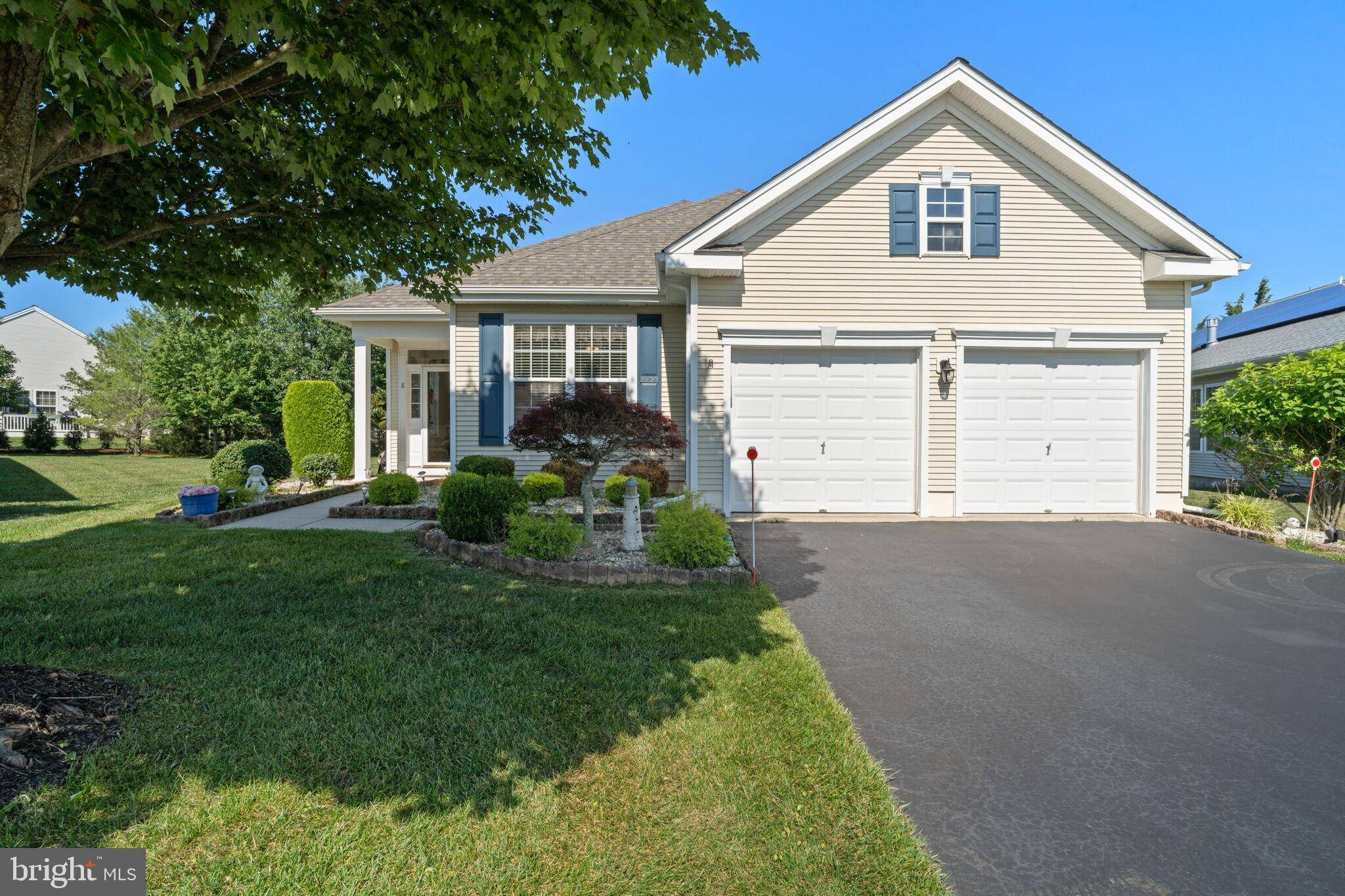 8 SPOUT TER, Barnegat, NJ 08005