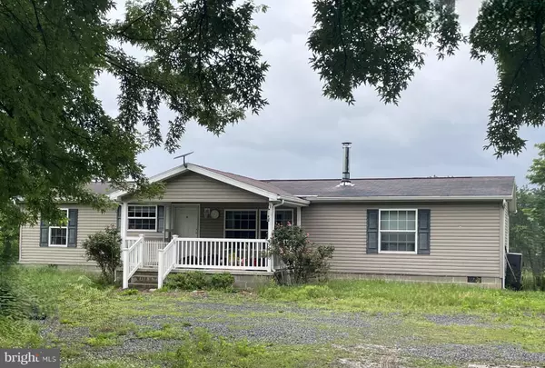 9158 JERSEY MOUNTAIN RD, Points, WV 25437