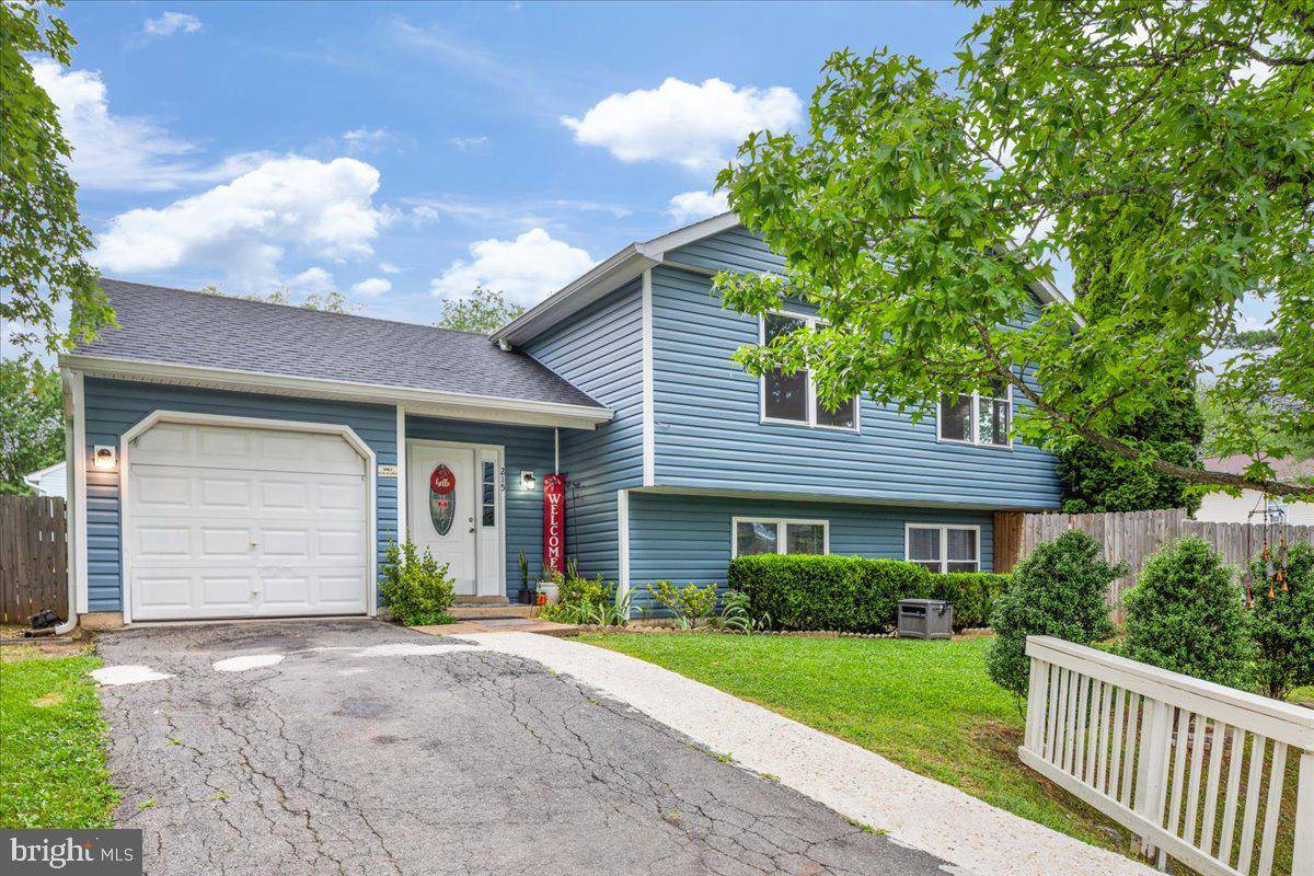215 CHOPTANK RD, Stafford, VA 22556
