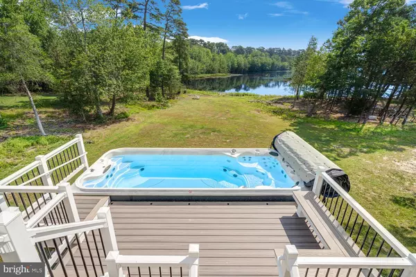 Little Egg Harbor Twp, NJ 08087,27 WATERS EDGE DR