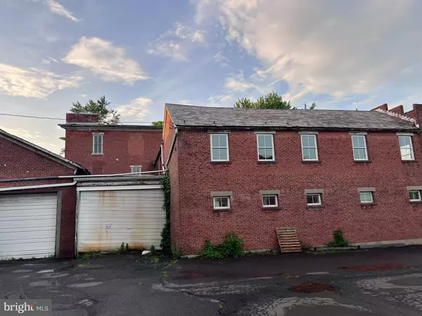 Richlandtown, PA 18955,20 N MAIN ST