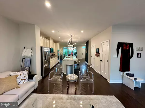 Laurel, MD 20707,7013 VAN DUSEN RD