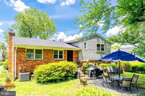 Mclean, VA 22101,7107 SEA CLIFF RD