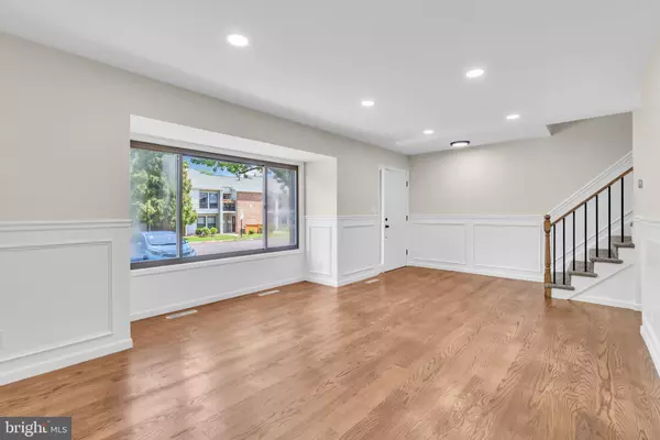 Hightstown, NJ 08520,63 DENNISON DR