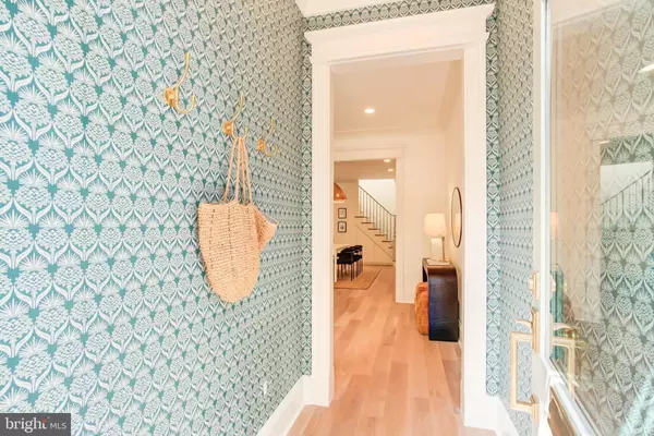 Washington, DC 20003,311 5TH ST SE