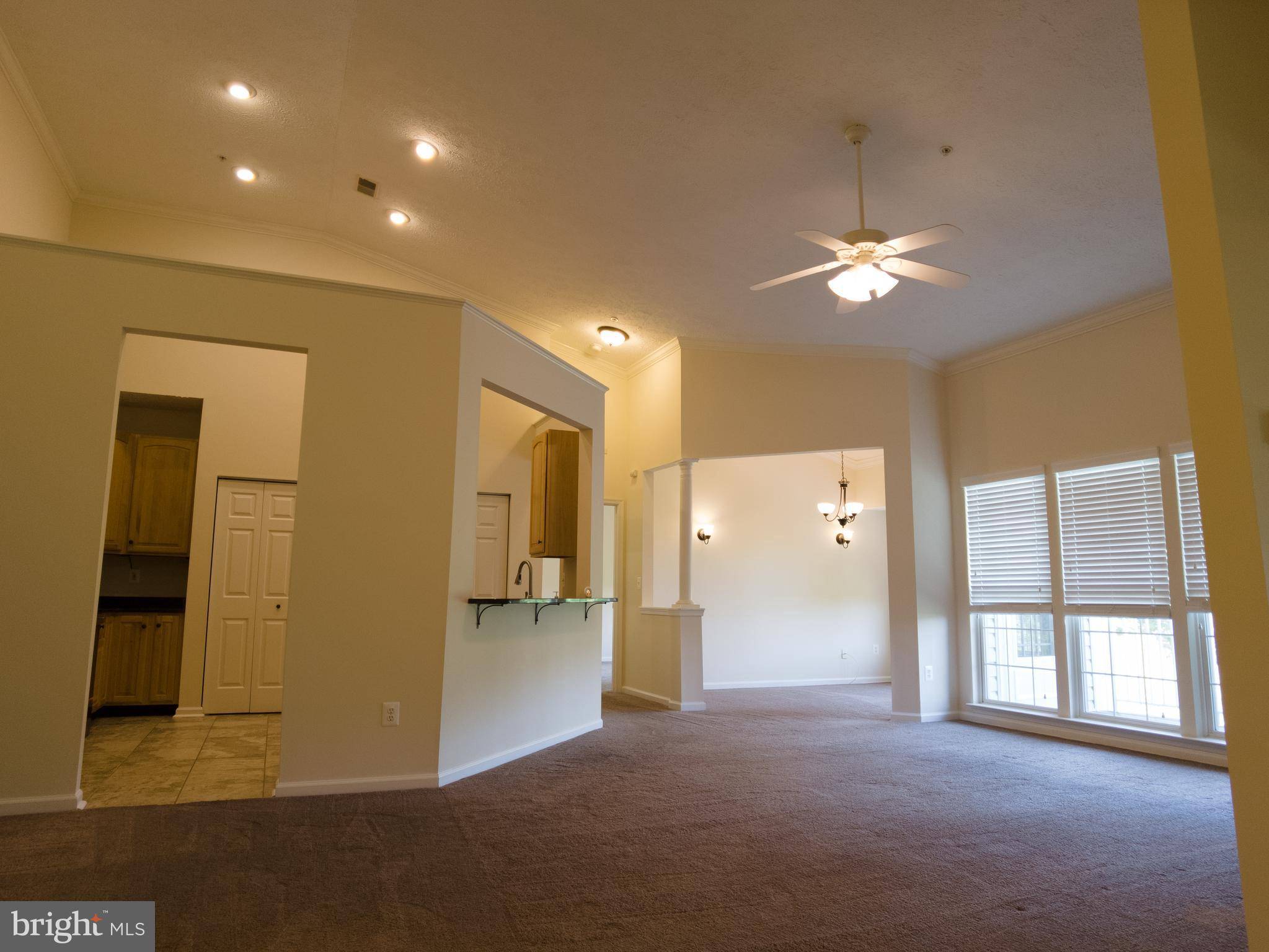 Baltimore, MD 21237,9534 SHIREWOOD CT #9534