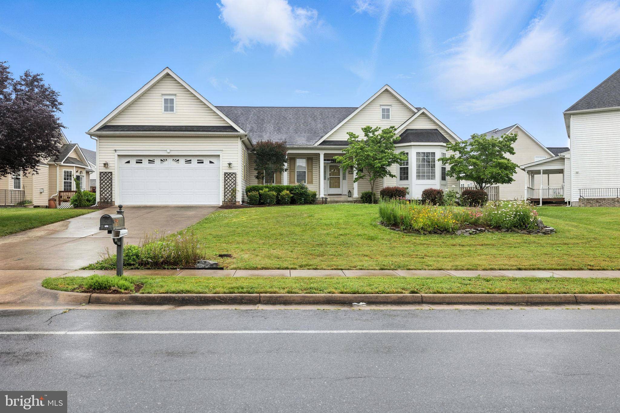 125 DEWBERRY DR, Winchester, VA 22602