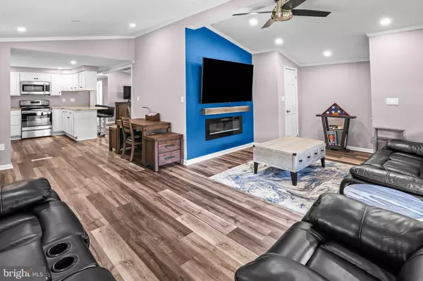 Mount Laurel, NJ 08054,542 IVY CT