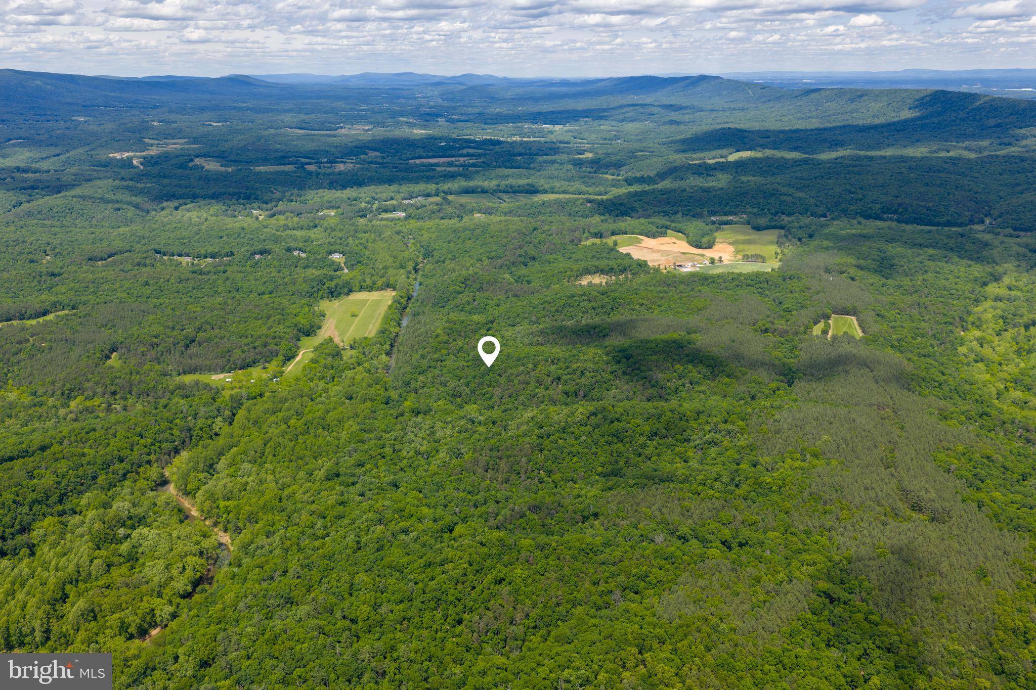 Winchester, VA 22603,196 HODGES LN