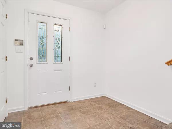 Severn, MD 21144,7836 CANTER CT