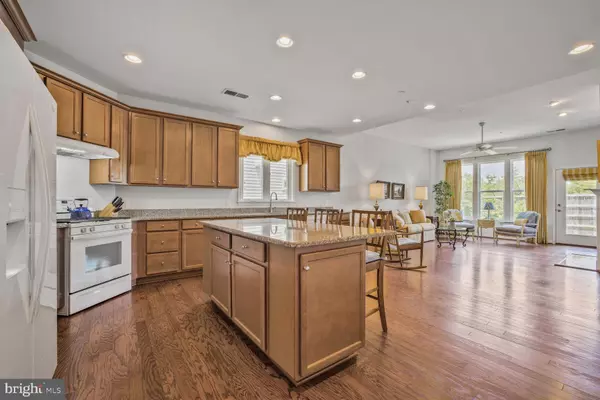 Germantown, MD 20876,825 BUTTERFLY WEED DR