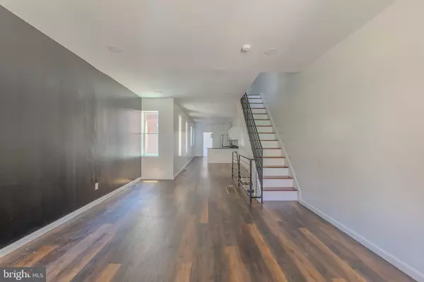 5512 LOCUST ST, Philadelphia, PA 19139