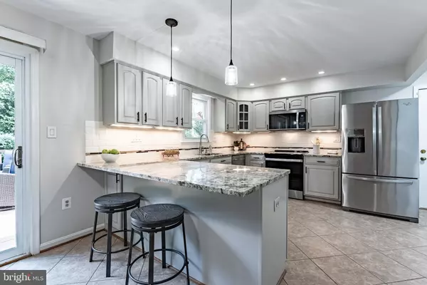 Burke, VA 22015,5303 JERELL CT