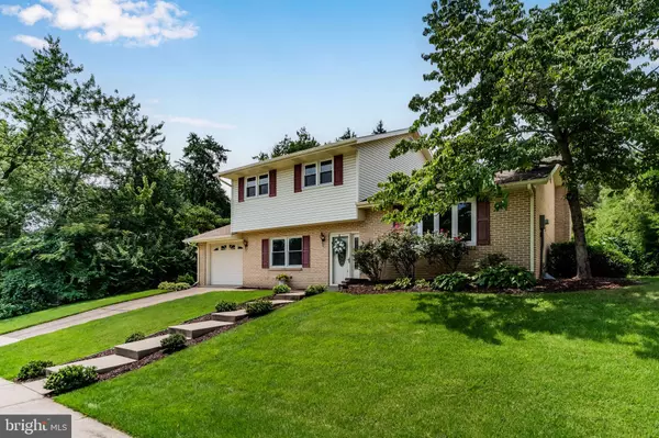 Mechanicsburg, PA 17050,447 PAWNEE DR