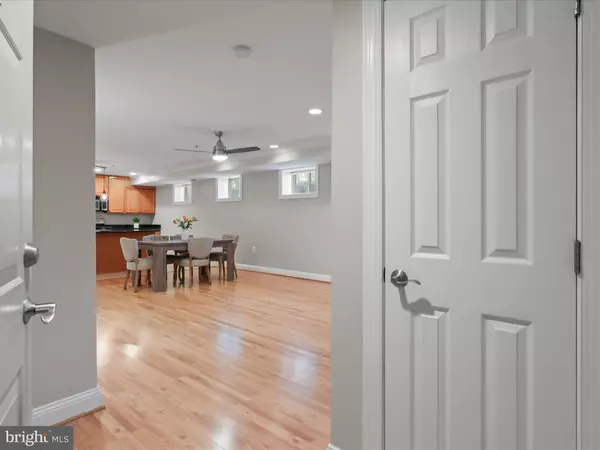 Washington, DC 20011,1300 TAYLOR ST NW #4