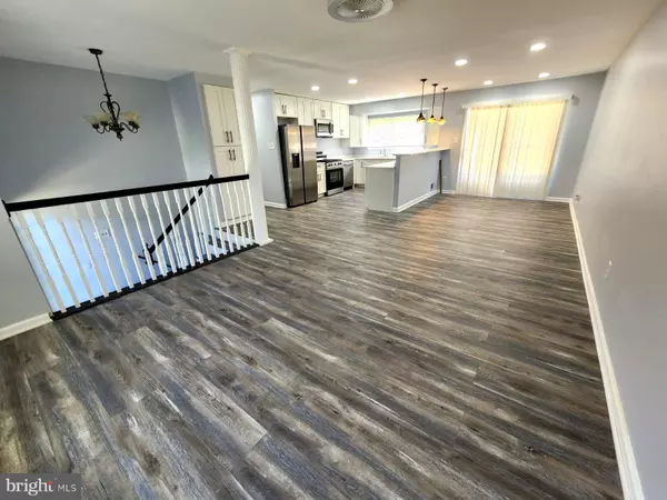 Laurel, MD 20707,15605 BRADFORD DR