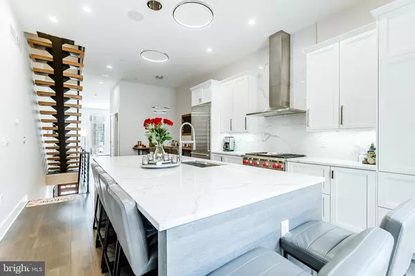 Philadelphia, PA 19147,1217 BAINBRIDGE ST