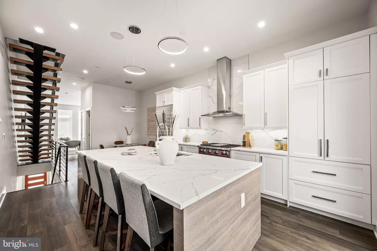 Philadelphia, PA 19147,1217 BAINBRIDGE ST