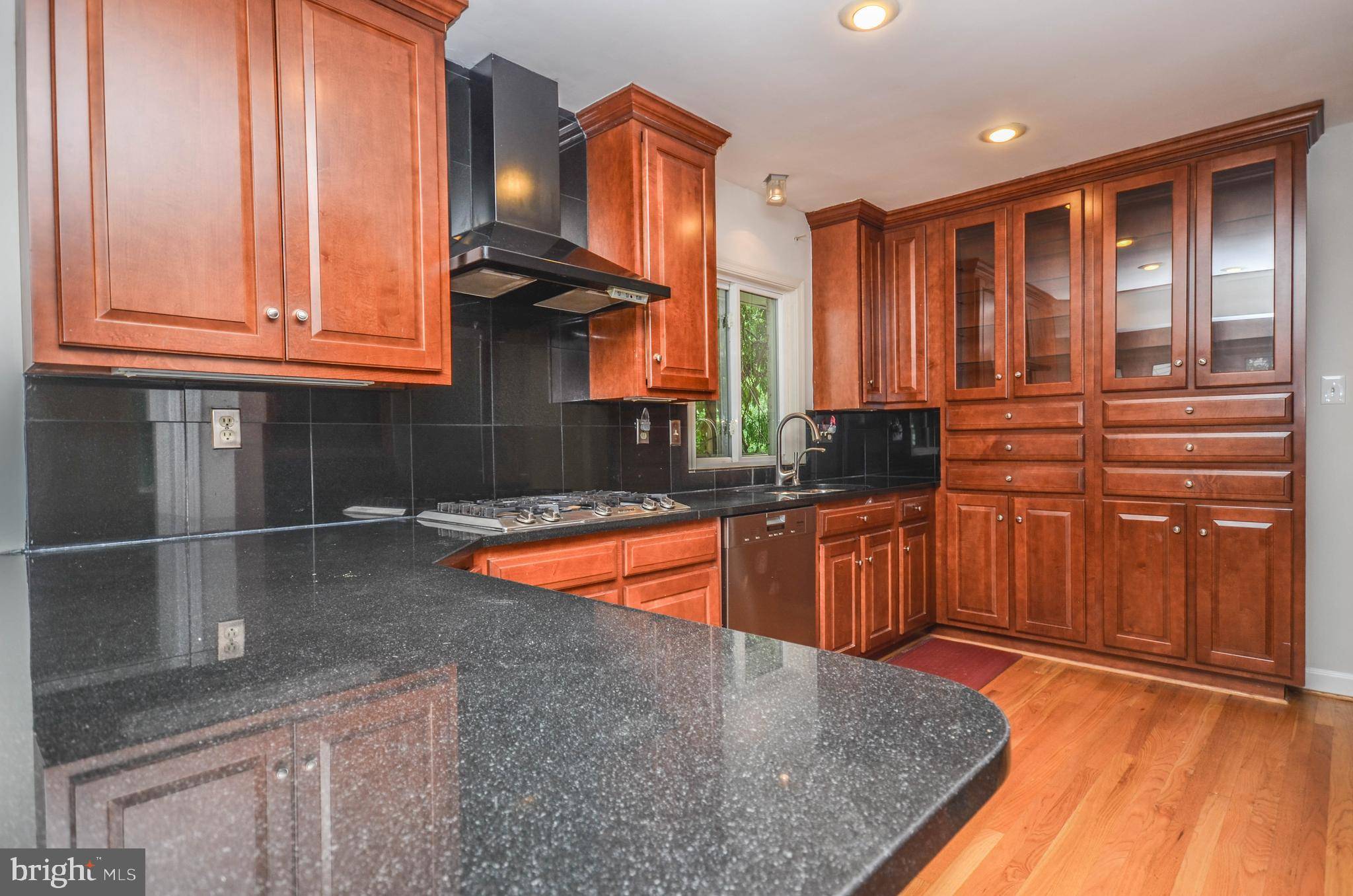 Mclean, VA 22101,7026 ELIZABETH DR