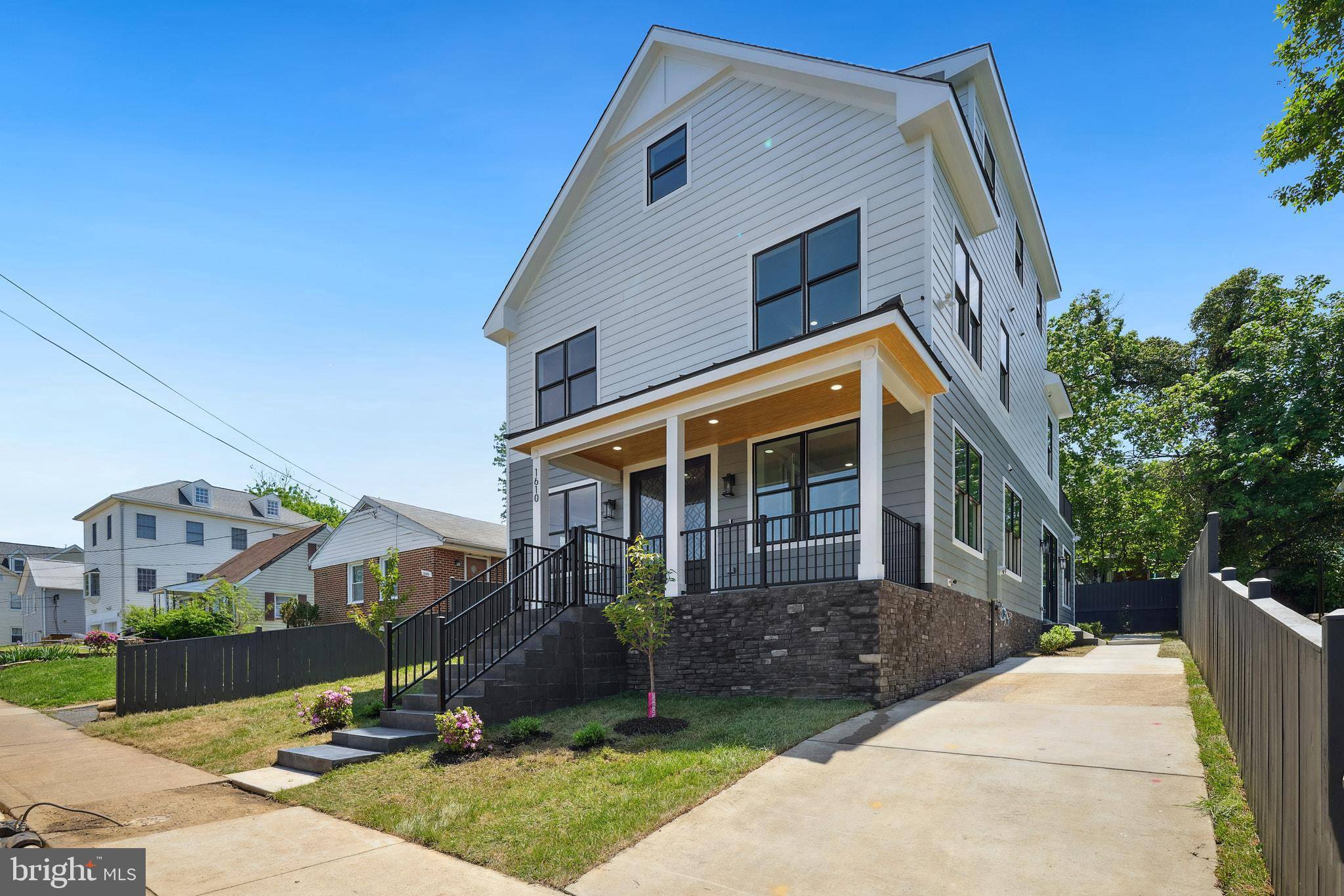 Arlington, VA 22204,1610 12TH ST S