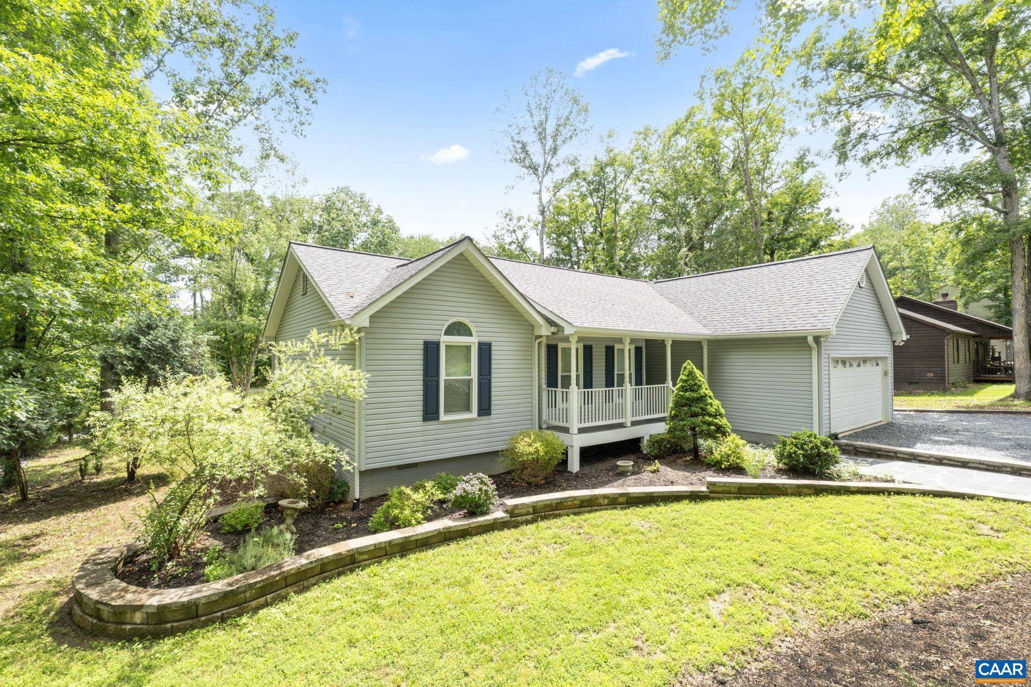 Palmyra, VA 22963,137 JEFFERSON DR