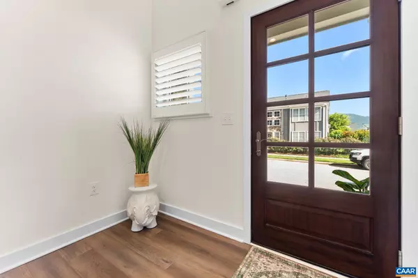 Crozet, VA 22932,5473 GOLF DR