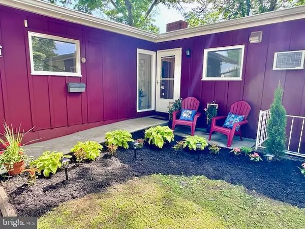 Spotswood, NJ 08884,170 BURLINGTON AVE