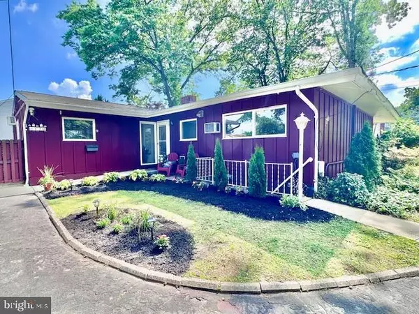 170 BURLINGTON AVE, Spotswood, NJ 08884