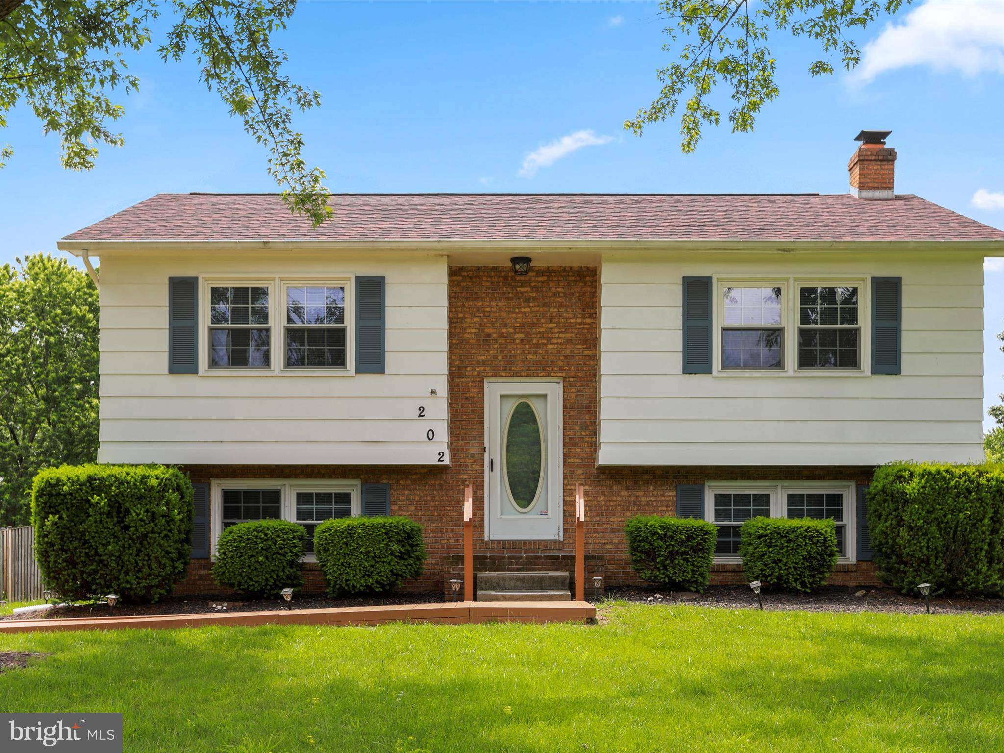 202 RIDGEFIELD AVE, Stephens City, VA 22655