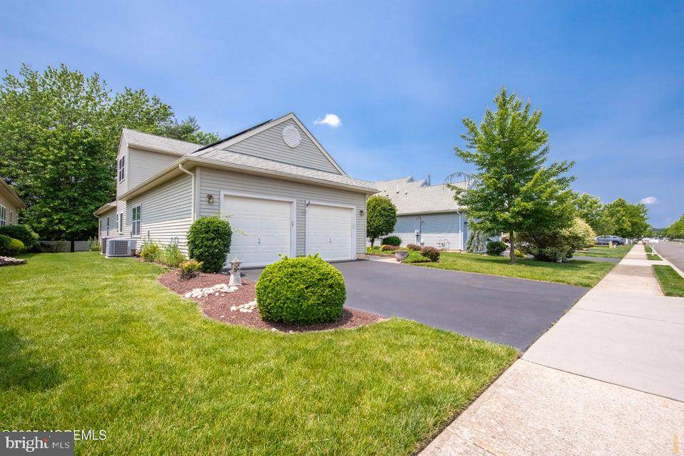 Monroe Township, NJ 08831,221 VALENCIA DR