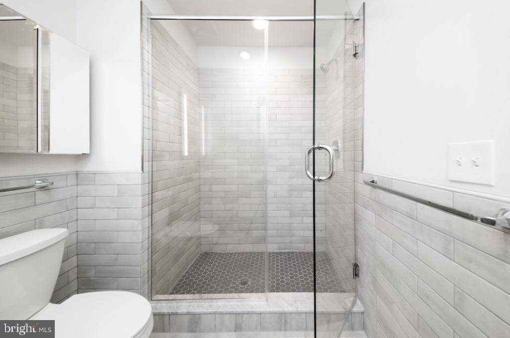 Philadelphia, PA 19103,222 W RITTENHOUSE SQ #704