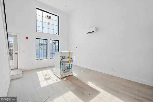 Philadelphia, PA 19147,538 FEDERAL ST #103