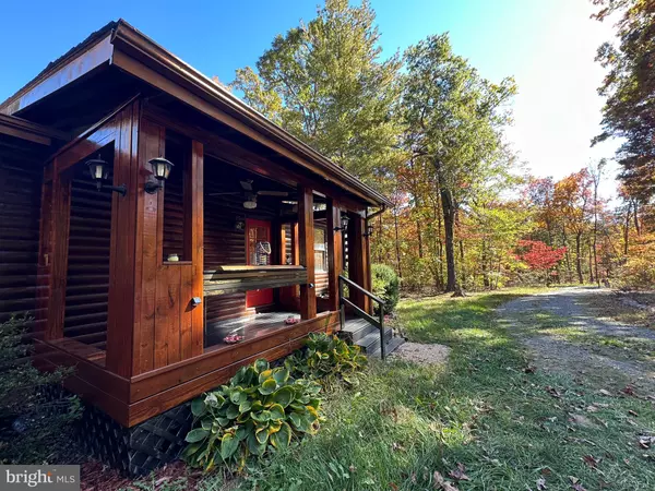 Luray, VA 22835,432 CARDINAL DR