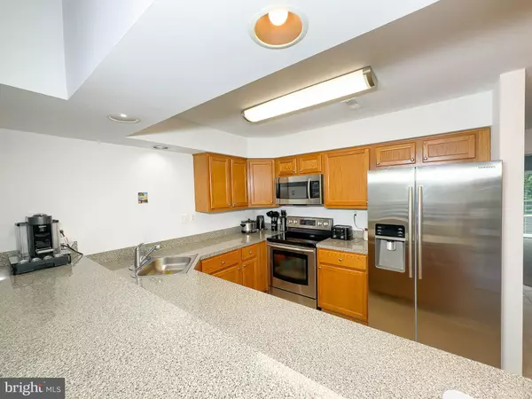 Annapolis, MD 21403,1125 LAKE HERON DR #3A