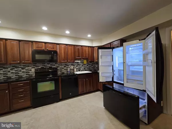 Reston, VA 20191,11721 NEWBRIDGE CT