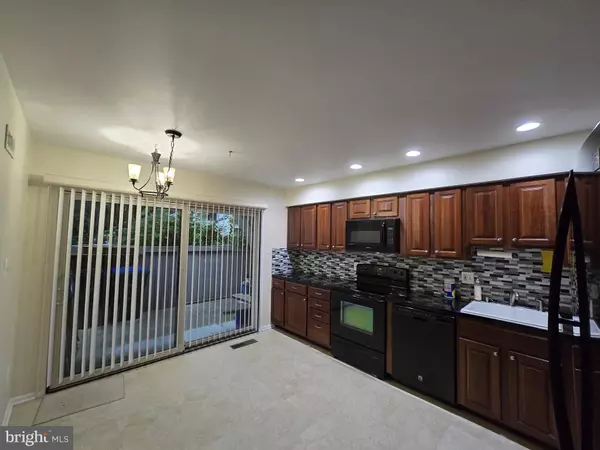 Reston, VA 20191,11721 NEWBRIDGE CT