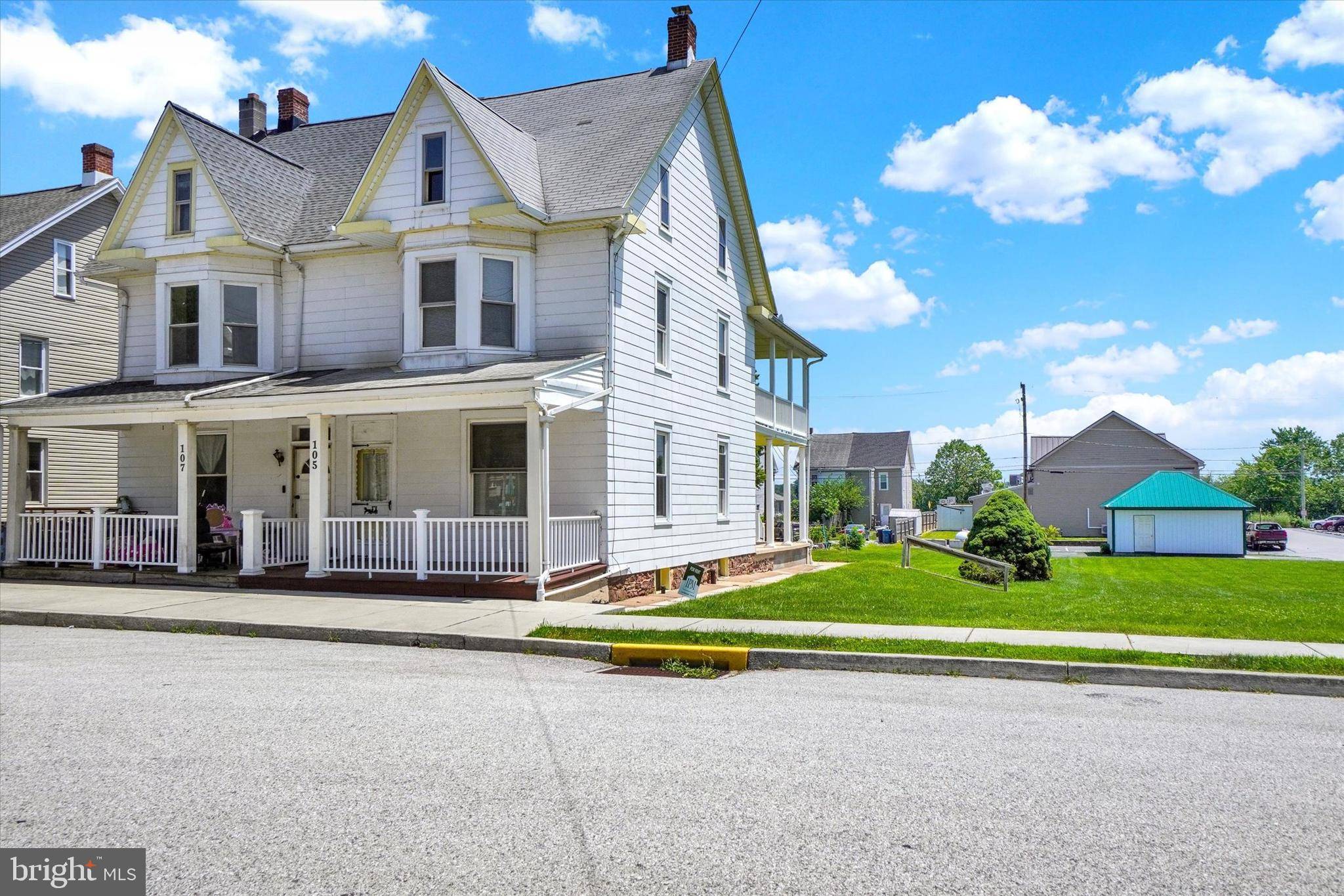 Etters, PA 17319,105 N YORK ST