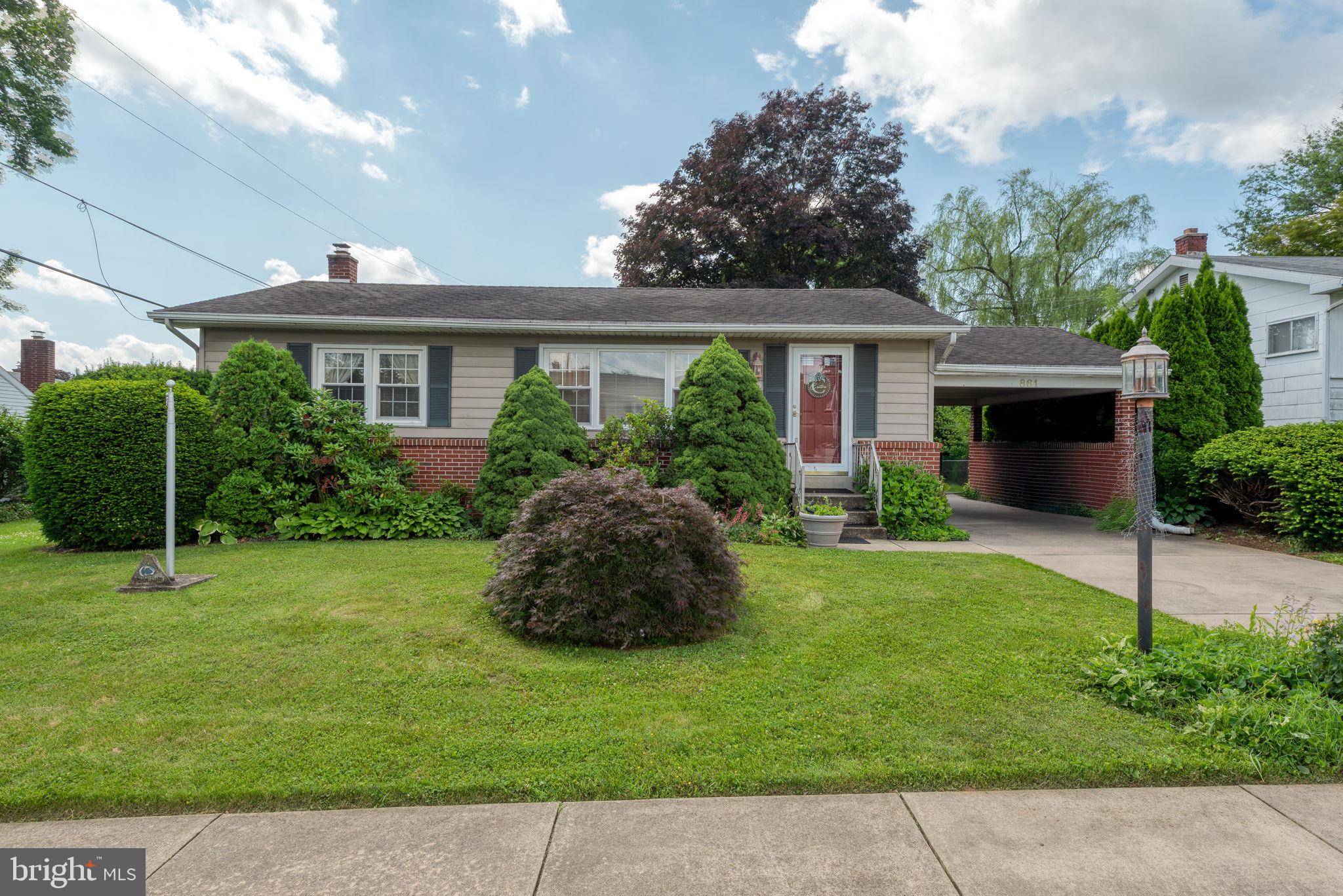 861 GUNNISON RD, York, PA 17404