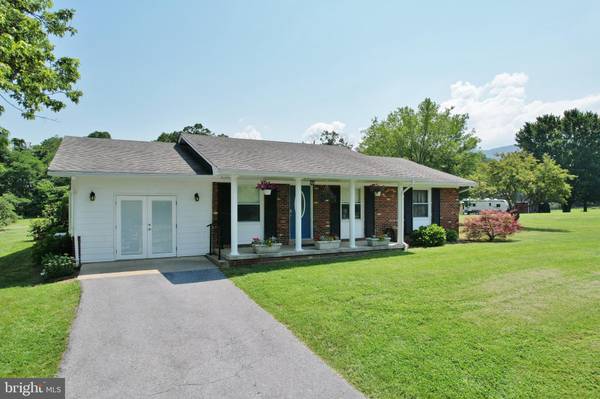 1057 EDINBURG GAP RD, Edinburg, VA 22824