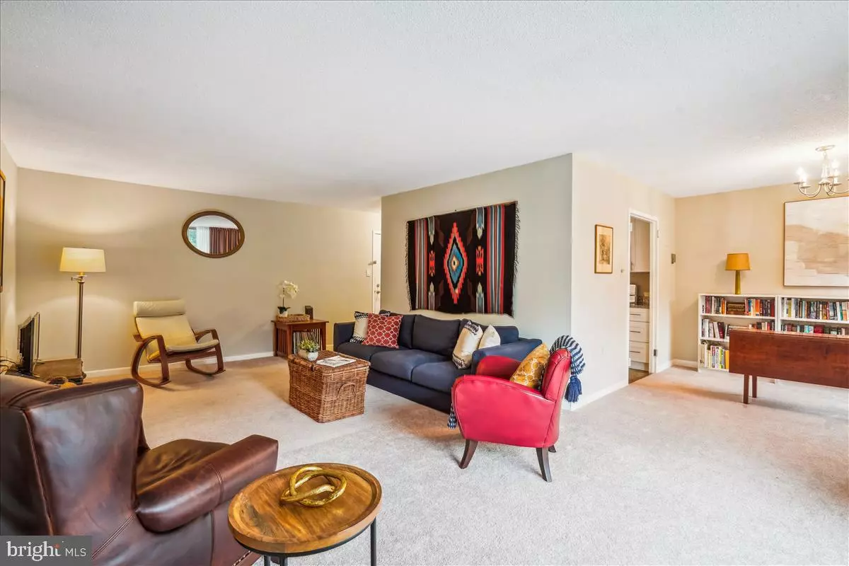 Alexandria, VA 22302,2500 N VAN DORN #326