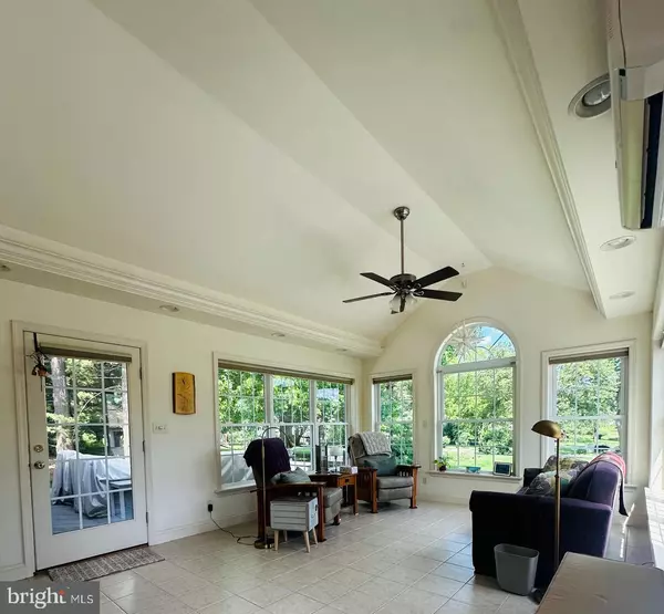 Hershey, PA 17033,933 GREENLEA RD