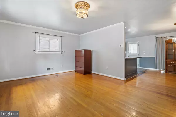 Baltimore, MD 21228,6263 GILSTON PARK RD