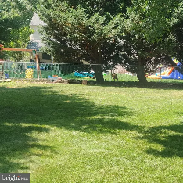 Delran, NJ 08075,225 BENTWOOD DR